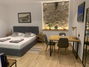 Riboli, Makarska